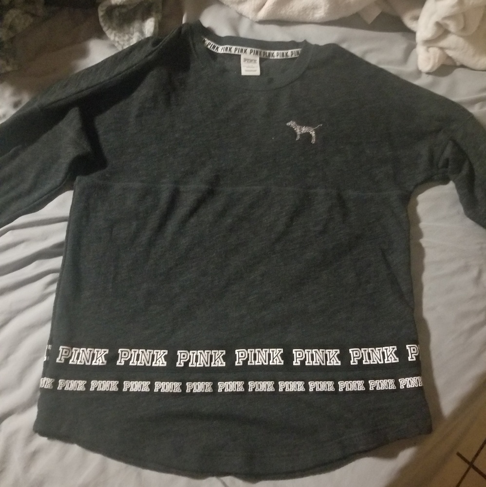 Victoria secret PINK sweater 🐕🖤